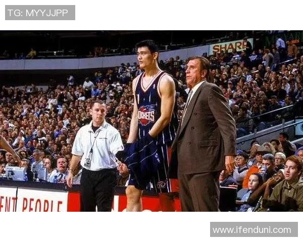 姚明在篮球与商业领域的管理技巧探讨与实践分享 姚明在篮球与商业领域的管理技巧探讨与实践分享