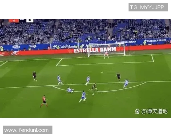 西甲焦点战那不勒斯与巴萨激战成平局乌龙球瞬间引发全场热议