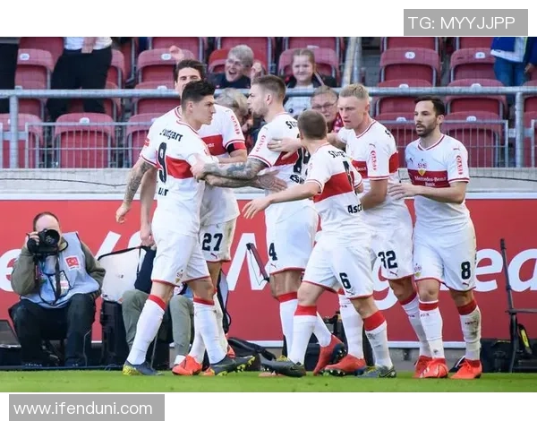 欧联杯惊天冷门拜仁3-0莱比锡全场沸腾瞬间回顾