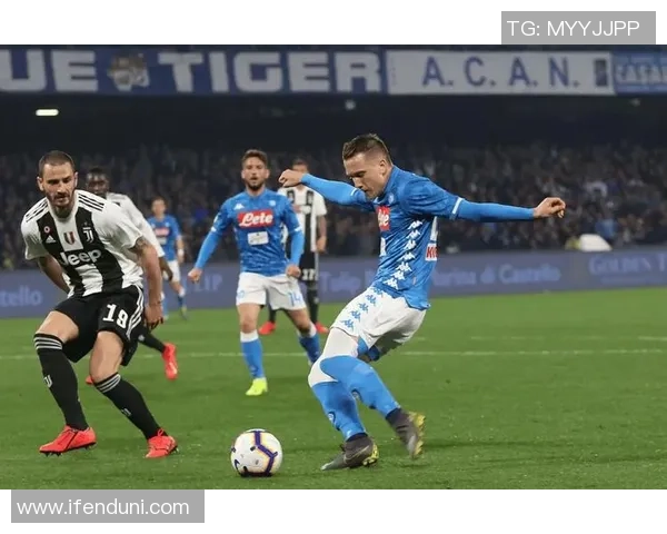 曼城友谊赛大胜那不勒斯帽子戏法引发全场欢呼与热议 曼城友谊赛大胜那不勒斯帽子戏法引发全场欢呼与热议