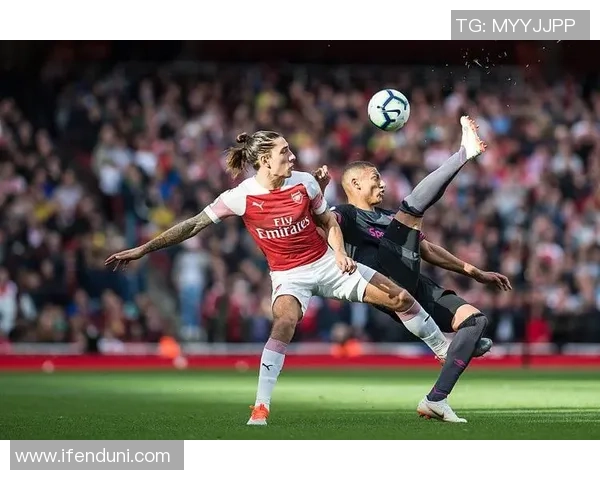 西甲激战巴萨险胜马竞四比三转会传闻再度升温引发热议