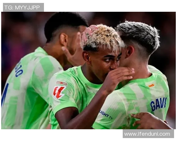 西甲精彩对决AC米兰大胜那不勒斯乌龙球瞬间点燃全场激情