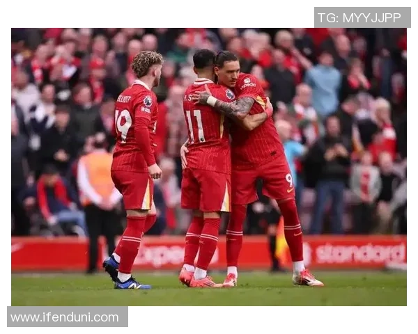 世界杯精彩对决利物浦逆转里昂红牌争议引发全场热议与十大进球回顾